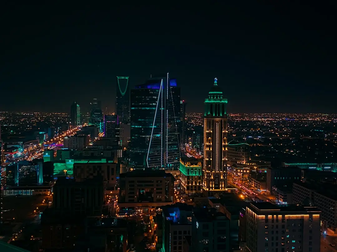 Riyadh skyline technology market